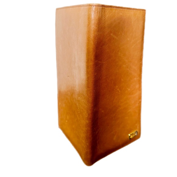 Authentic Tan Gucci Wallet - Picture 4 of 4